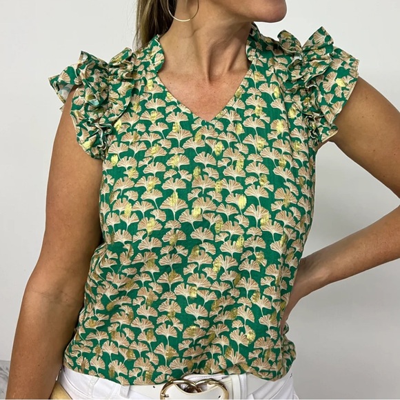Periwinkle Collection Boutique Green Metallic Gold Printed Ruffle Blouse - Picture 1 of 8